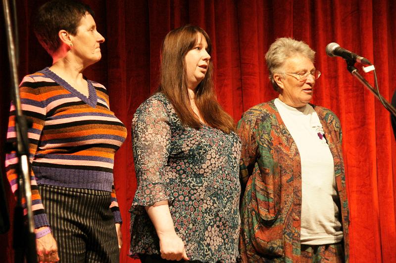 Shiny Bum Singers  154.jpg